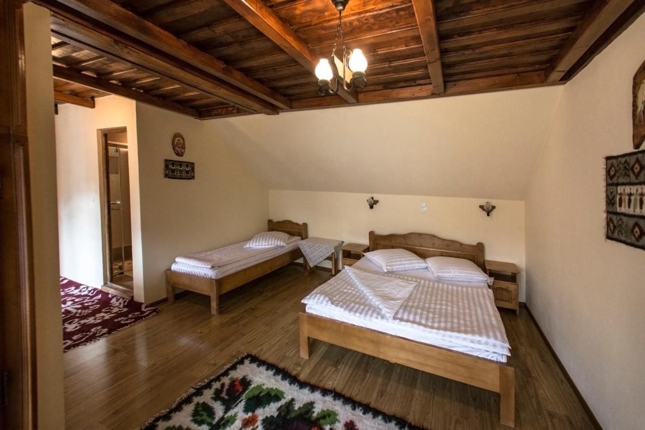 Pensiunea Cretuca Botiza Habitación foto